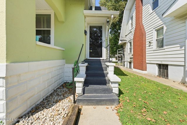 4608 S 3rd St, Louisville, KY 40214