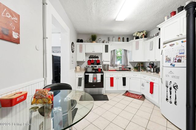4608 S 3rd St, Louisville, KY 40214