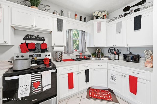 4608 S 3rd St, Louisville, KY 40214