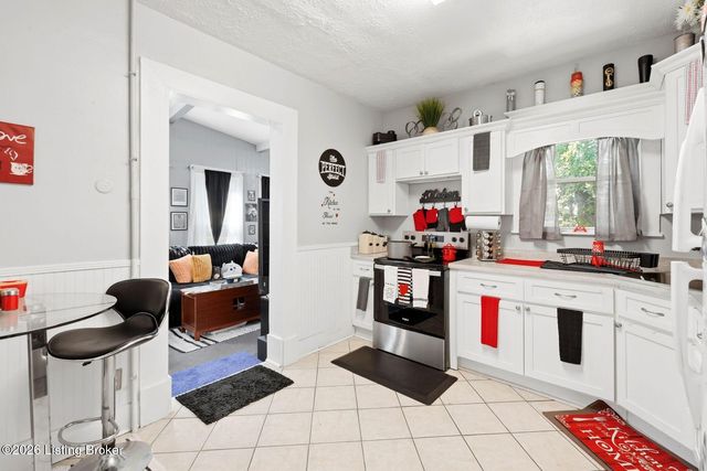 4608 S 3rd St, Louisville, KY 40214