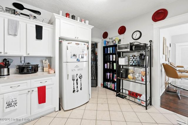 4608 S 3rd St, Louisville, KY 40214