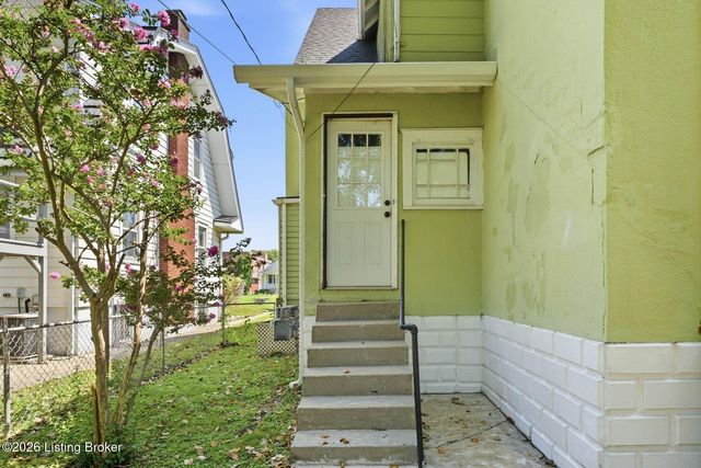 4608 S 3rd St, Louisville, KY 40214
