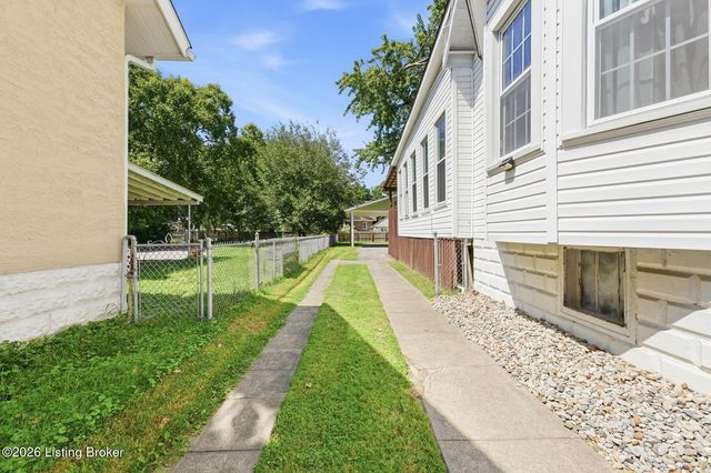 4608 S 3rd St, Louisville, KY 40214