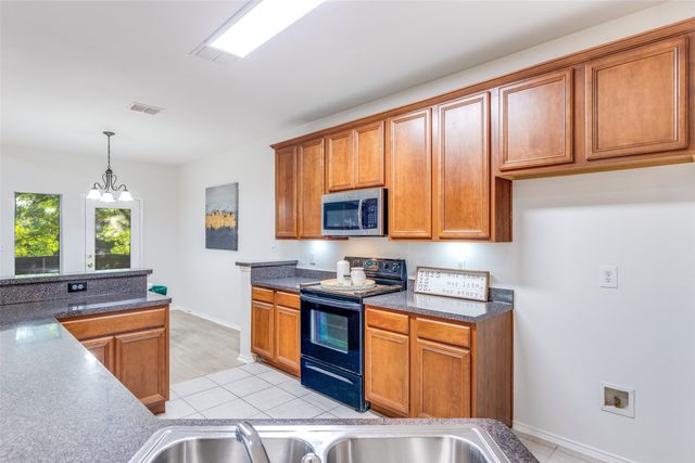 8600 Hunters Trace Lane, Plano, TX 75024