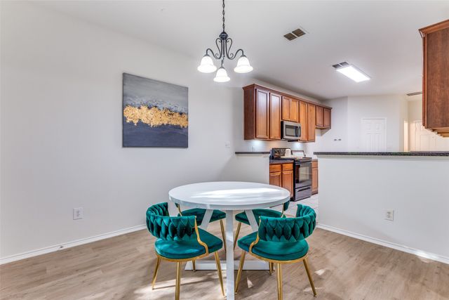 8600 Hunters Trace Lane, Plano, TX 75024