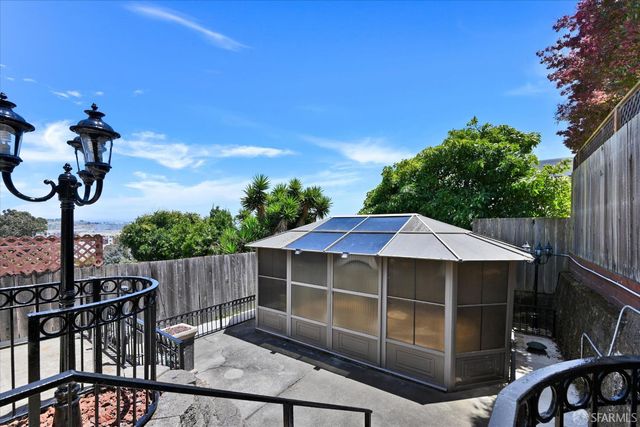 2937 Griffith Street, San Francisco, CA 94124