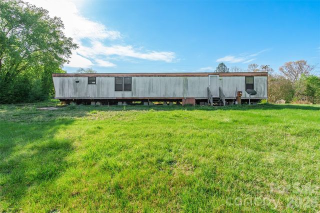 116 Twisted Oak Lane, Gastonia, NC 28052