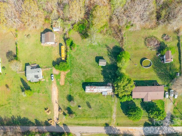 116 Twisted Oak Lane, Gastonia, NC 28052