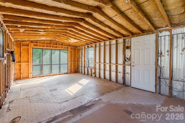 116 Twisted Oak Lane, Gastonia, NC 28052