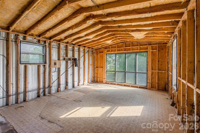 116 Twisted Oak Lane, Gastonia, NC 28052