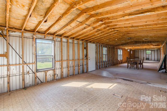 116 Twisted Oak Lane, Gastonia, NC 28052