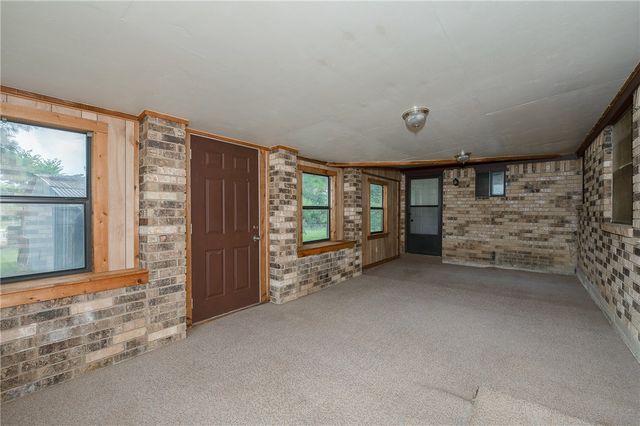 504 North Echols Street, Caldwell, TX 77836