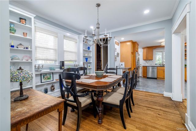 75 Lee Avenue, Rockville Centre, NY 11570