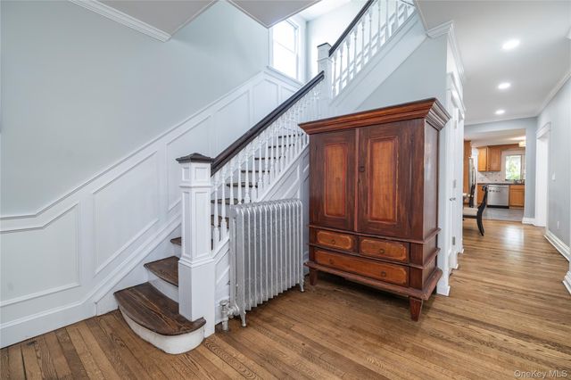 75 Lee Avenue, Rockville Centre, NY 11570