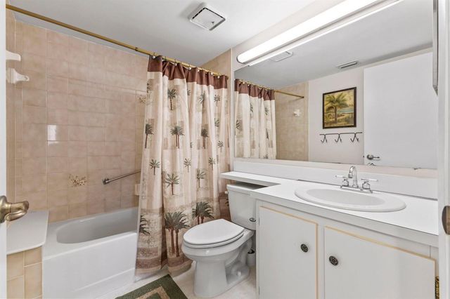 2732 SW Matheson Avenue 112-b2, Palm City, FL 34990