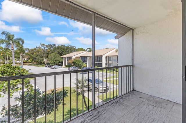 2732 SW Matheson Avenue 112-b2, Palm City, FL 34990