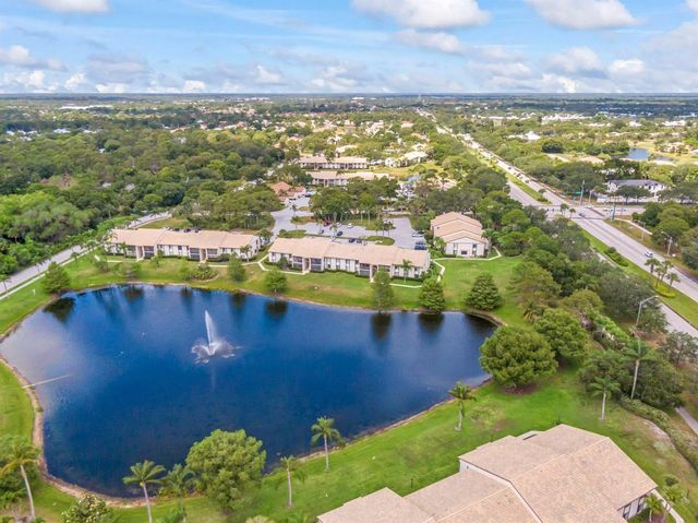 2732 SW Matheson Avenue 112-b2, Palm City, FL 34990