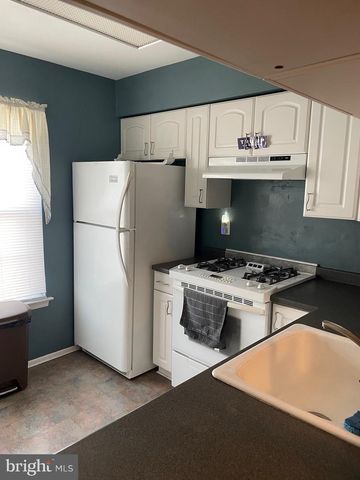 3302-B RAMSBURY CT, Mount Laurel, NJ 08054