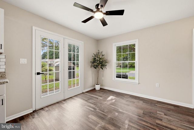 10 STANDISH CT, Charles Town, WV 25414