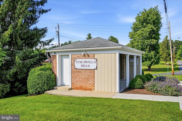 10 STANDISH CT, Charles Town, WV 25414