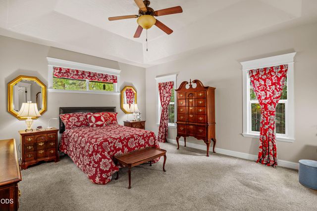 308 SW Hudson Lane, Grants Pass, OR 97526