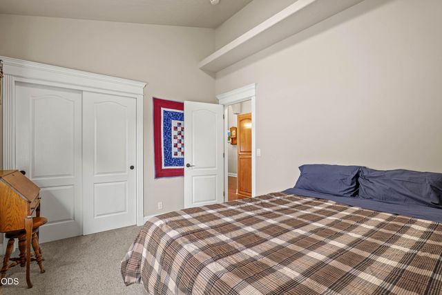 308 SW Hudson Lane, Grants Pass, OR 97526