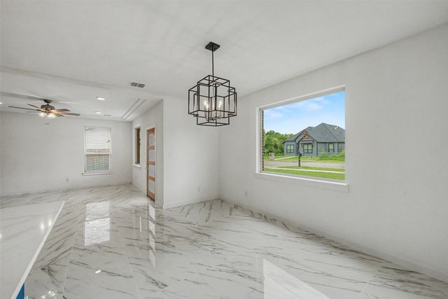 4617 Merida Avenue, Fort Worth, TX 76115