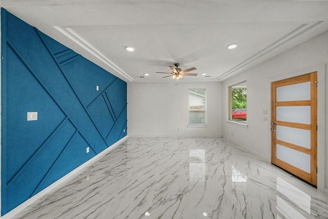 4617 Merida Avenue, Fort Worth, TX 76115