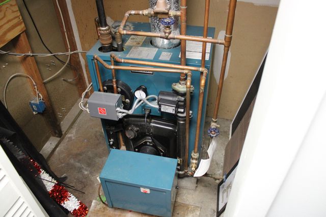 58 Carriage Drive, Naugatuck, CT 06770