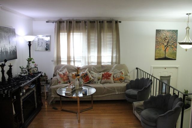 58 Carriage Drive, Naugatuck, CT 06770