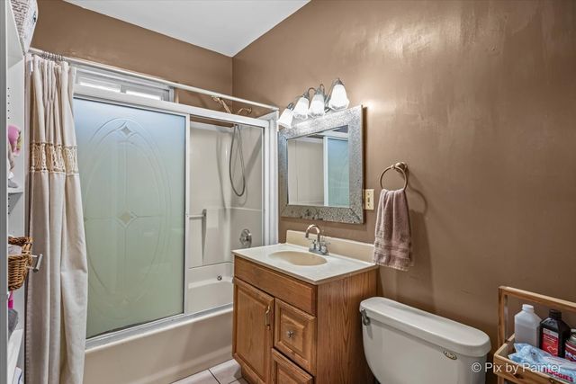 5801 W 16th Street, Cicero, IL 60804