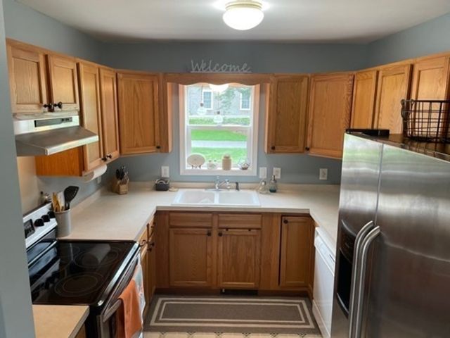 53-E Cummings Lane WINTER RENT, Westport, MA 02790