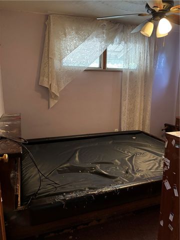 1807 Jenny Lind St, Mckeesport, PA 15132