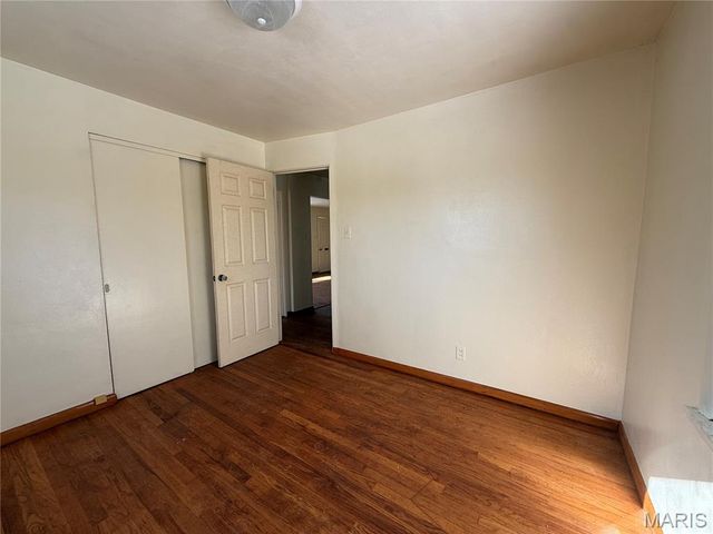 100 Florwood Court, St Louis, MO 63135