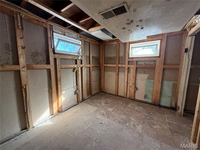 100 Florwood Court, St Louis, MO 63135