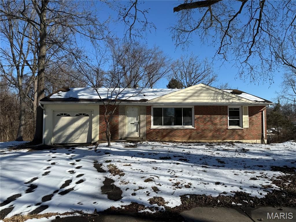 100 Florwood Court, St Louis, MO 63135