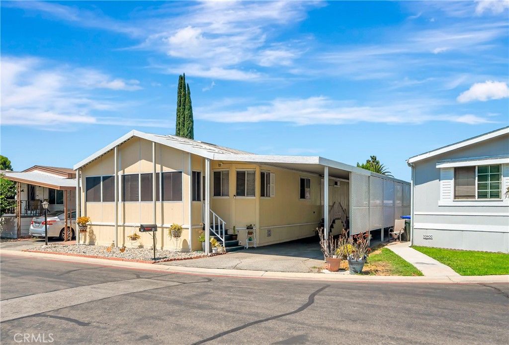 Image 34 of property listing at 27361 Sierra 23, Canyon Country, CA 91351