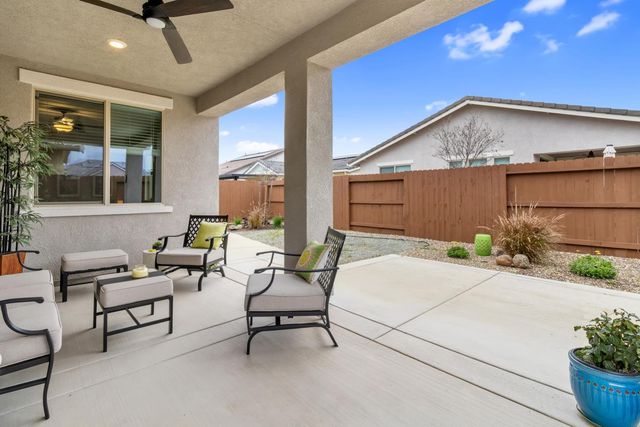 9067 Pomeroy Ln, El Dorado Hills, CA 95762
