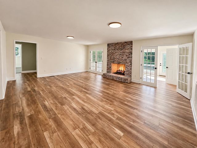 322 Indian Summer Lane, Boiling Springs, SC 29316