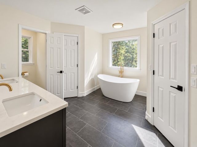 322 Indian Summer Lane, Boiling Springs, SC 29316