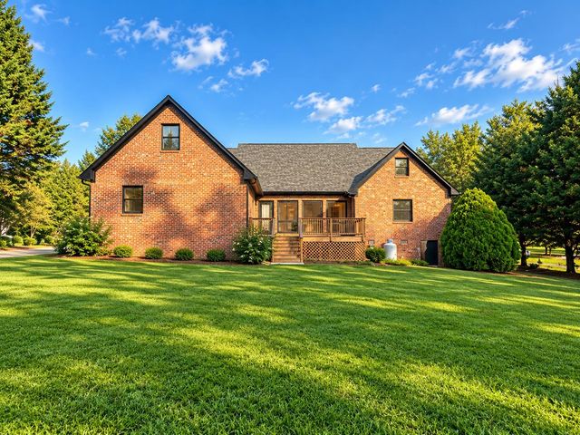 322 Indian Summer Lane, Boiling Springs, SC 29316