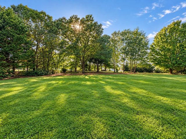 322 Indian Summer Lane, Boiling Springs, SC 29316