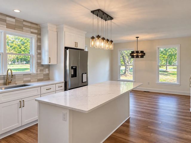 322 Indian Summer Lane, Boiling Springs, SC 29316