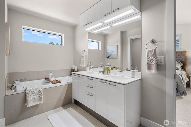 12229 SE 251st Place, Kent, WA 98030