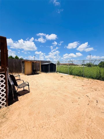 2315 Road 5732, Cleveland, TX 77327