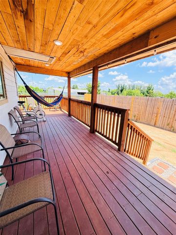 2315 Road 5732, Cleveland, TX 77327