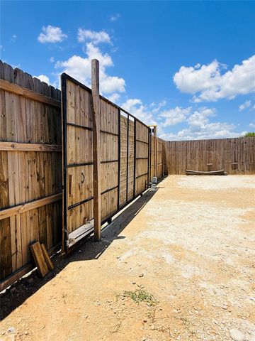 2315 Road 5732, Cleveland, TX 77327