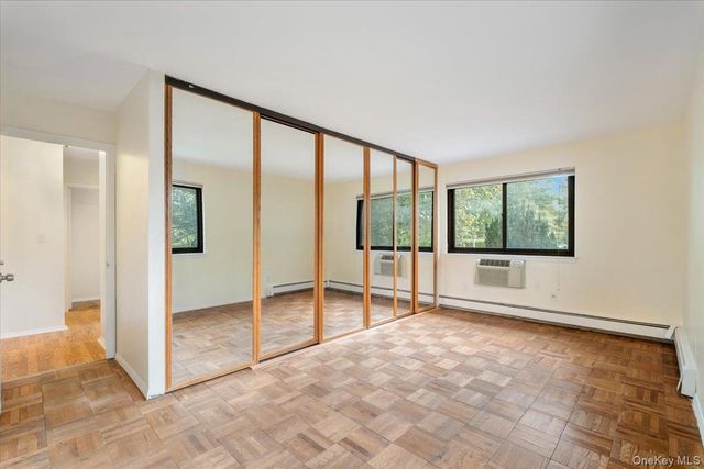 356 Central Park Avenue E10, Scarsdale, NY 10583