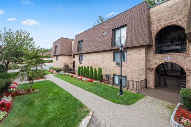 356 Central Park Avenue E10, Scarsdale, NY 10583