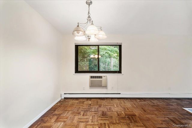 356 Central Park Avenue E10, Scarsdale, NY 10583